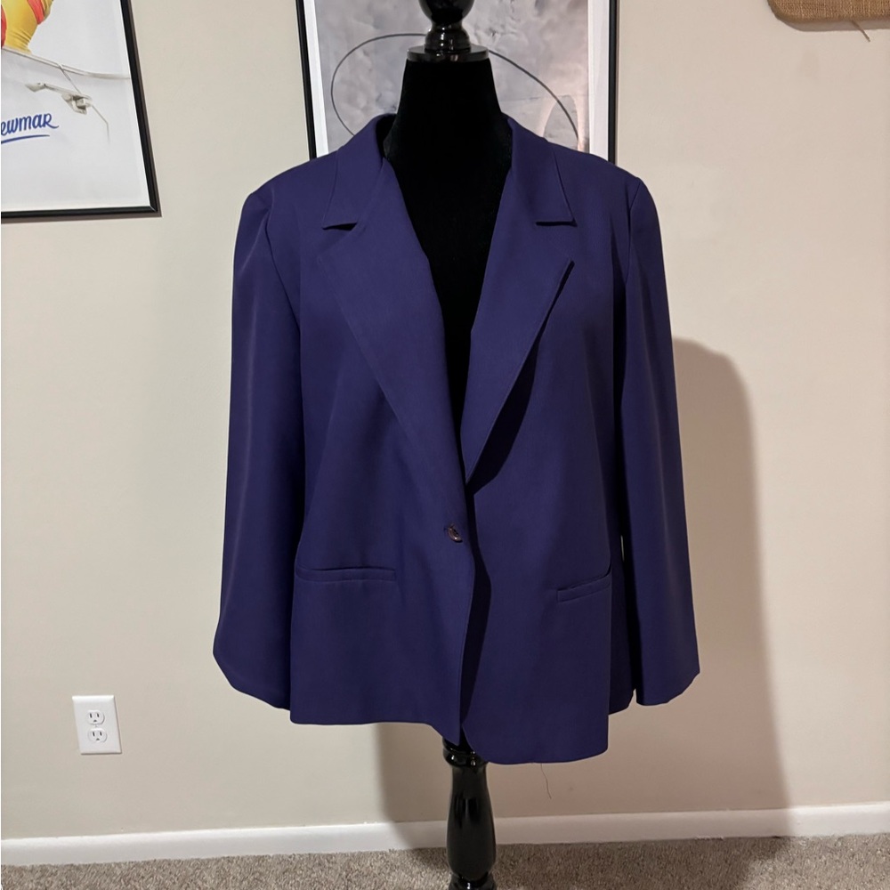 Elegant Purple Women's Blazer